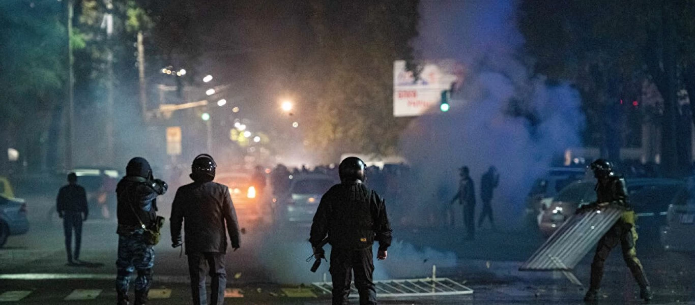 Κιργιστάν-εκλογές: Ο Σαντίρ Τζαπάροφ φαβορί για πρόεδρος